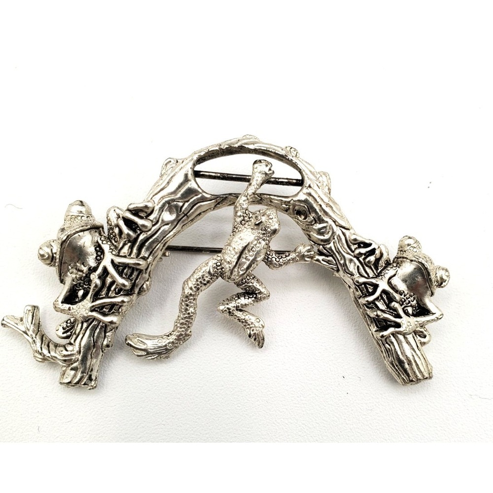 Vintage 3 Frogs On A Branch Brooch Pin Silver Tone Articulating